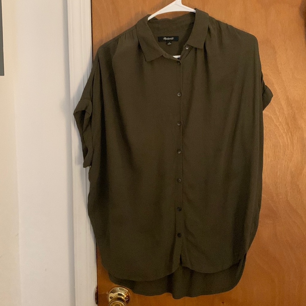 Madewell Drapey Olive Short-Sleeved Button-Down